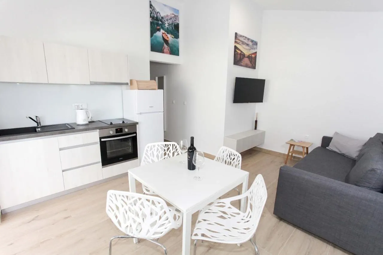 Apartament Ni-Ka Pag Town